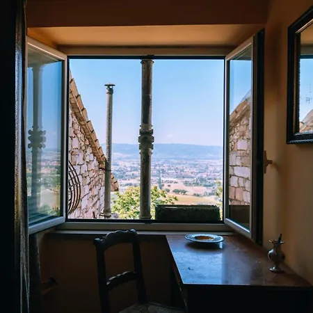 Assisi, Da Bernardo Apartment